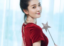 娱乐吃瓜酱乔欣,从“娱乐吃瓜酱”到人气小花，她的蜕变之路